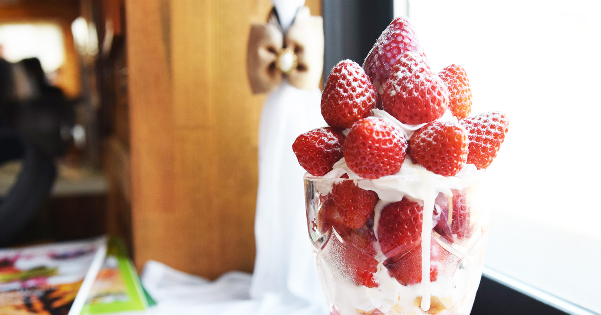 岩沼 |いちごパフェに桃パフェ…「310 IWANUMA・BASE」の季節のパフェを