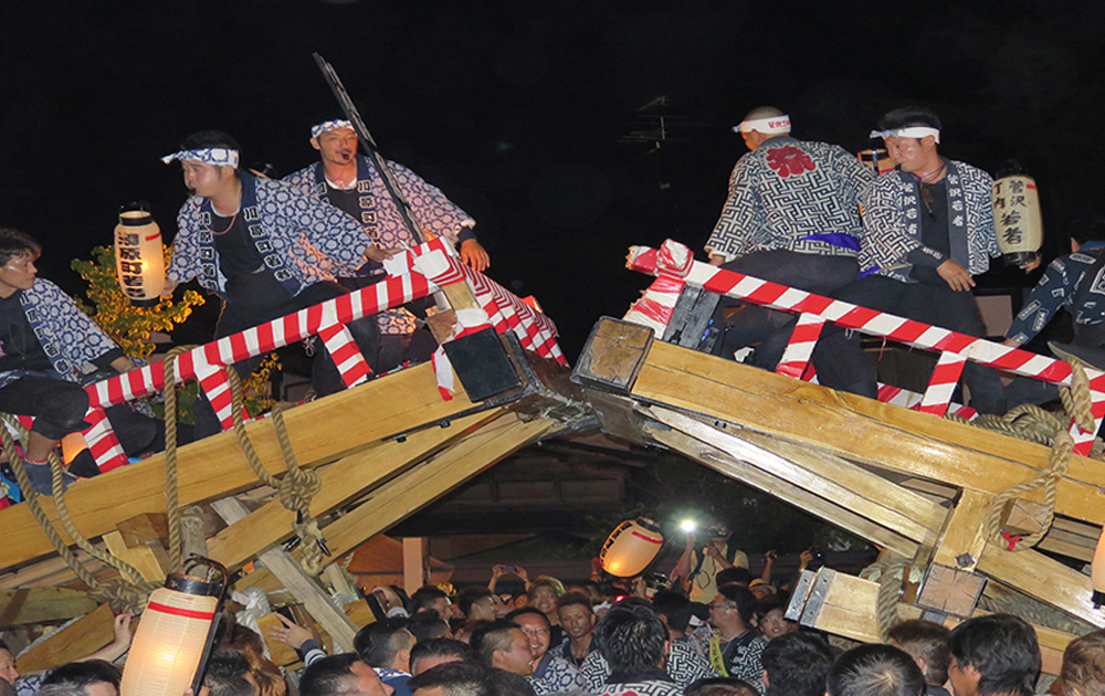 角館 角館のお祭り 400年以上続く伝統行事 クライマックスは迫力満点のやまぶっつけ シュープレスマガジン